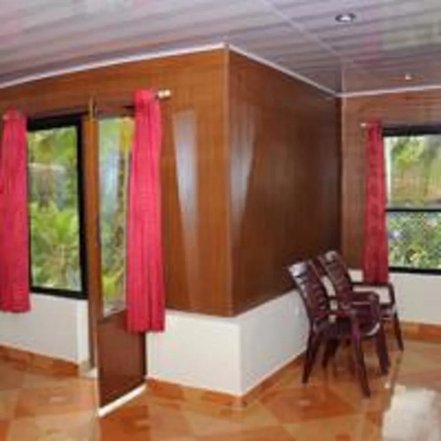 Sanam Beach House Kannur 0*,